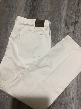 AFTCO Men's Slim Cotton Chinos in Cream